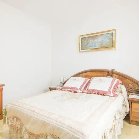 Apartment With Pool 300m From Playa Arenal -